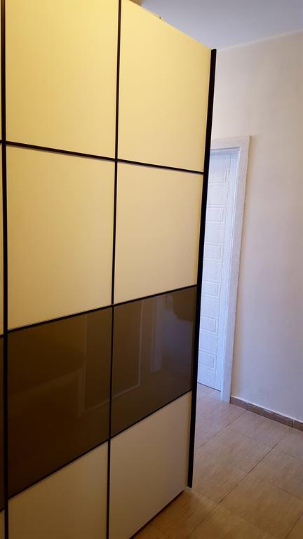Modern Home Apartment Airport Sofia Bagian luar foto